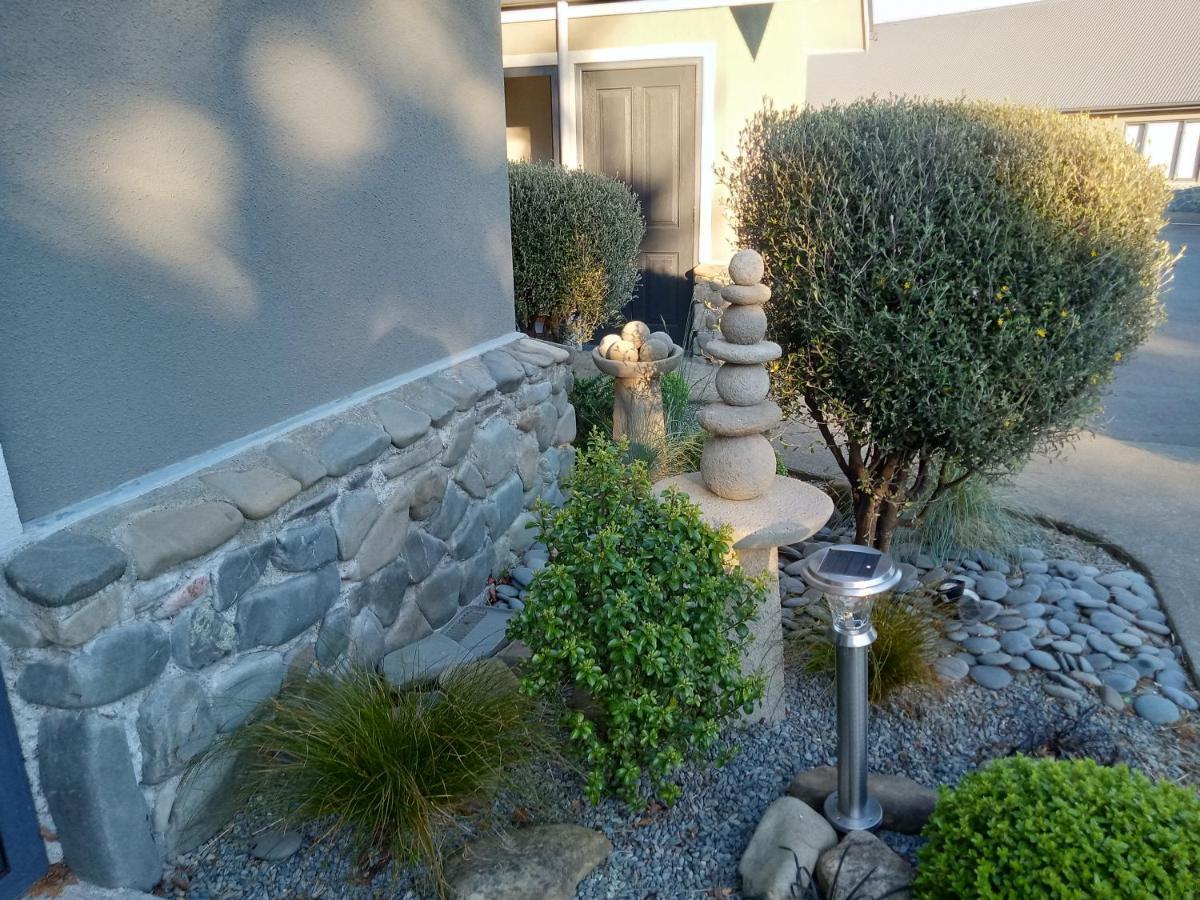 Four Peaks Motel 제랄딘 외부 사진